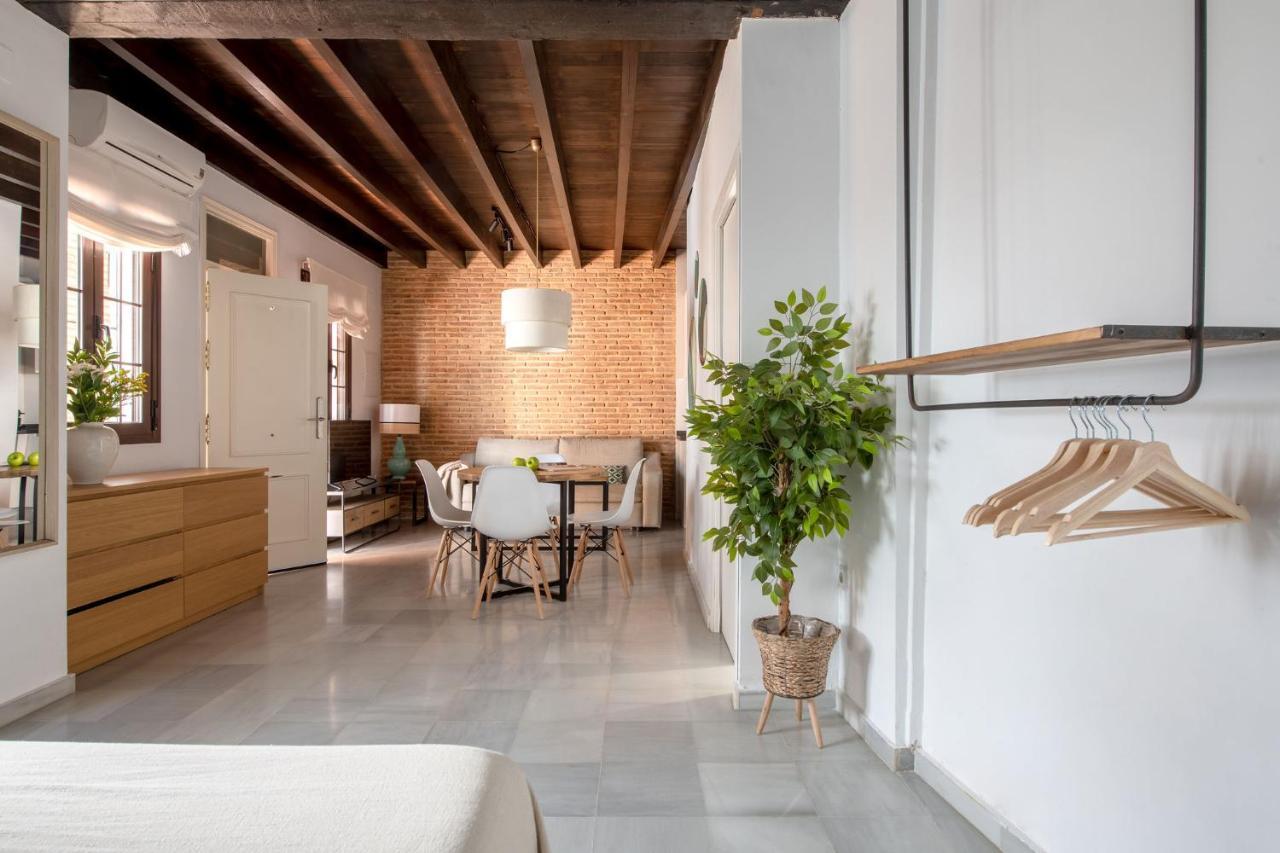 Triana Boutique Apartments By Hommyhome 塞维利亚 外观 照片