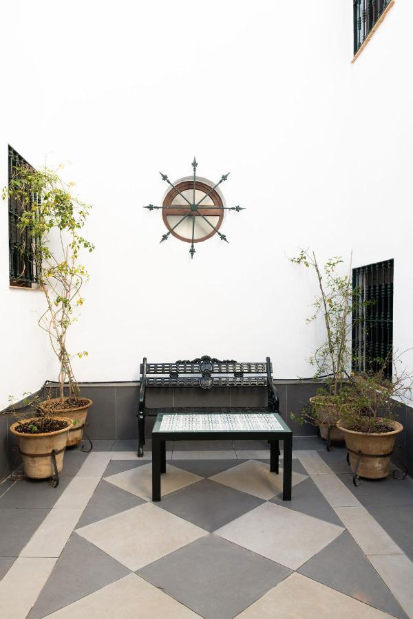 Triana Boutique Apartments By Hommyhome 塞维利亚 外观 照片