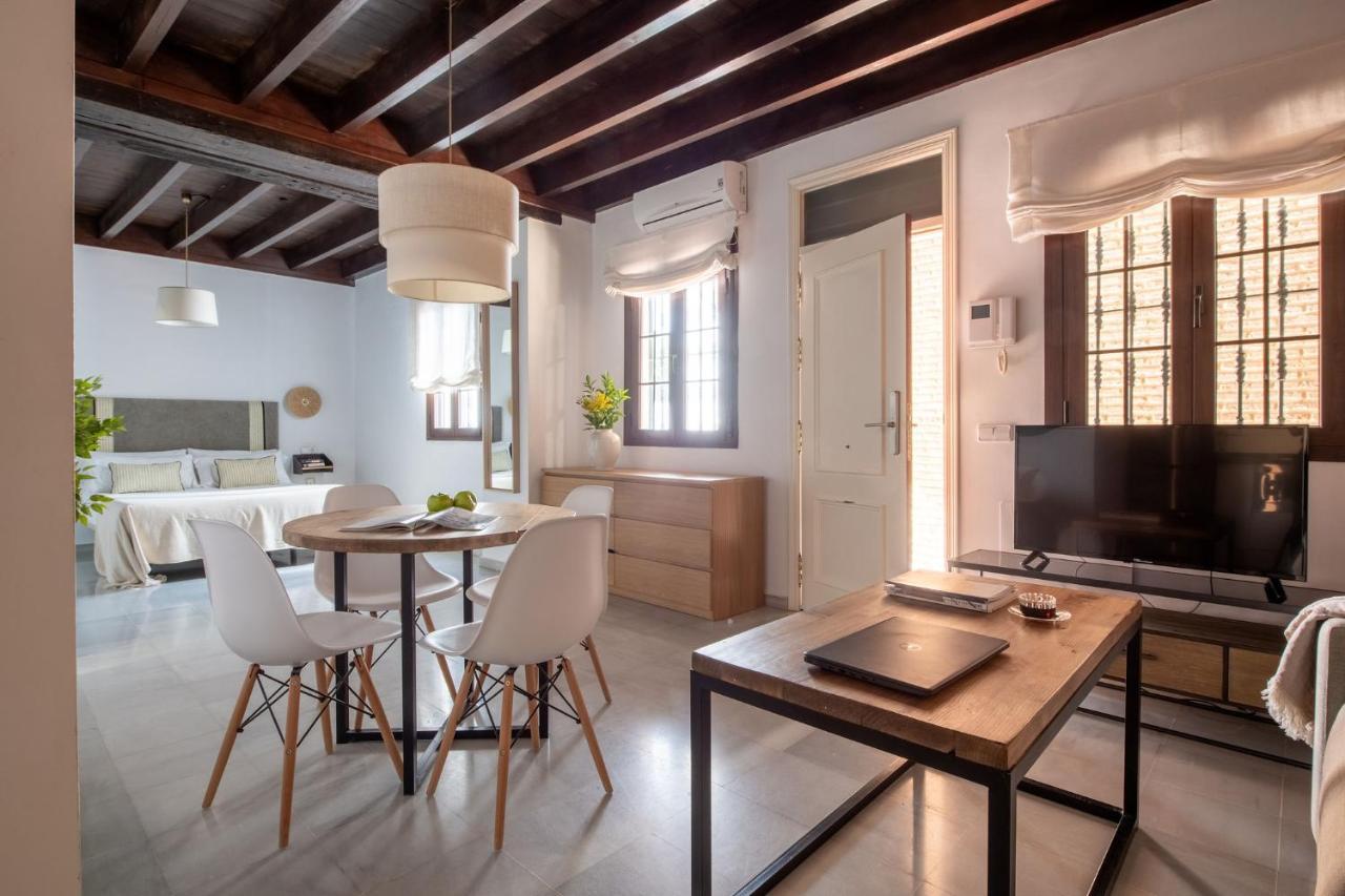 Triana Boutique Apartments By Hommyhome 塞维利亚 外观 照片