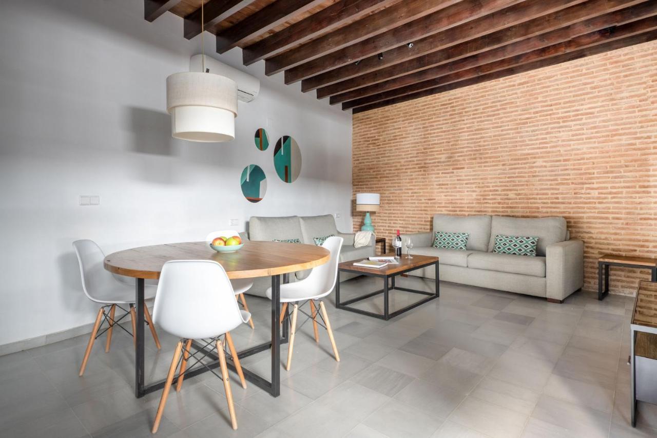 Triana Boutique Apartments By Hommyhome 塞维利亚 外观 照片